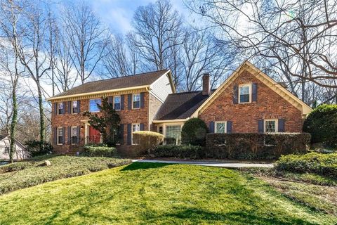 Homes For Sale - 6088 Millstone Run<br/> Smoke Rise, GA 30087