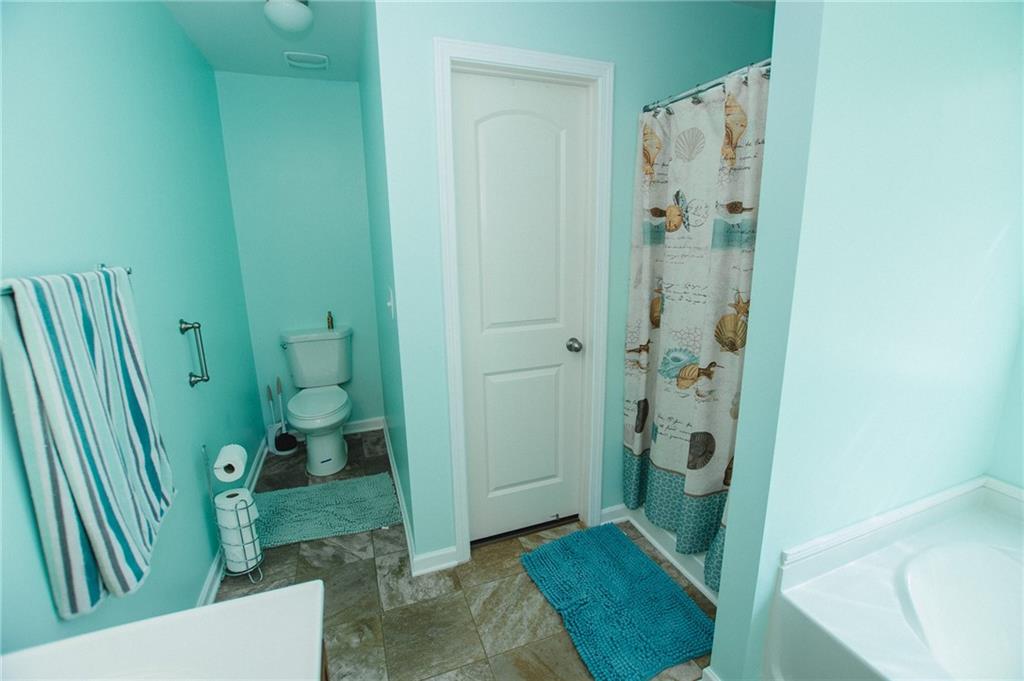 1546 Pointe South Circle, Bethlehem, Georgia image 16