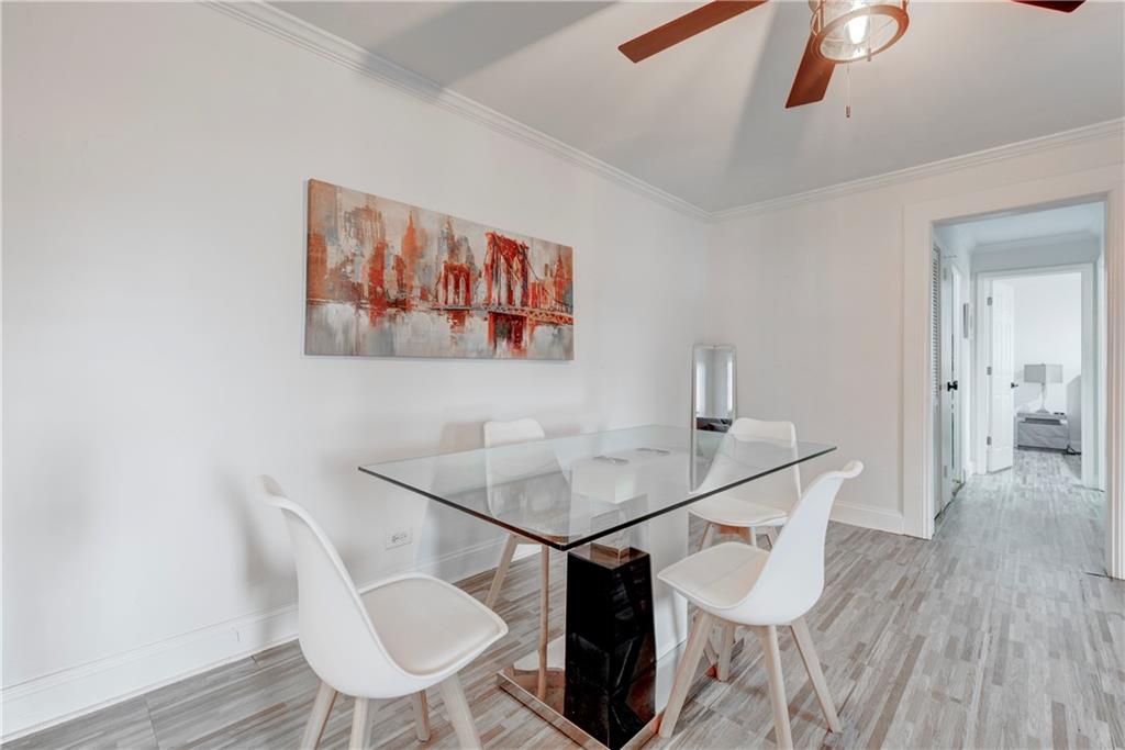 300 W Peachtree Street 24I