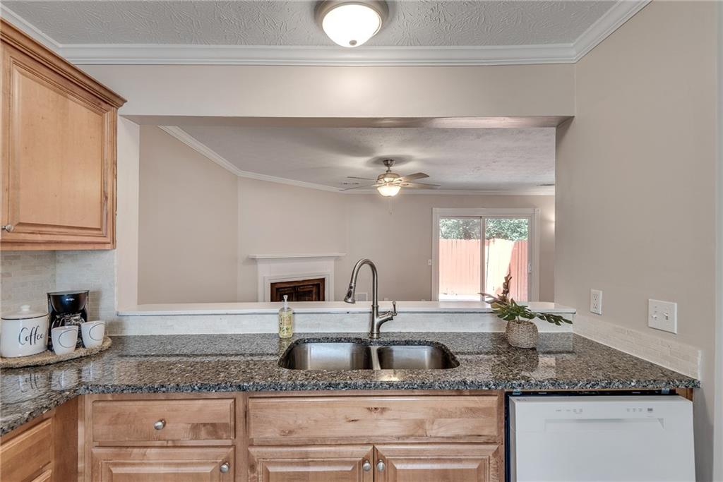 2306 Queen Anne Court, Atlanta, Georgia image 14