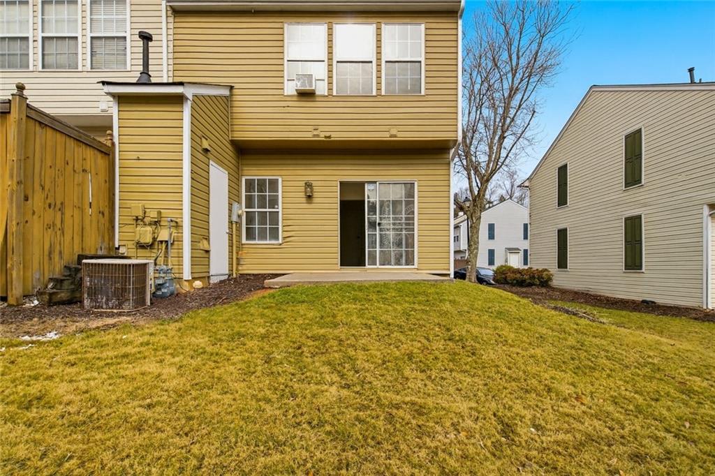 2135 Kilmington Square