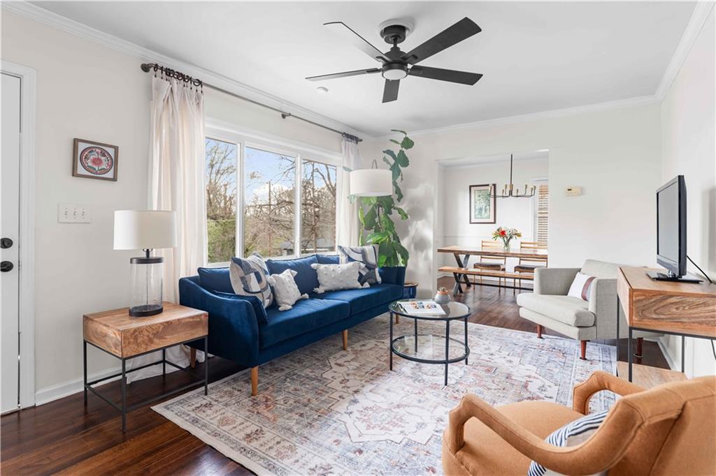 1738 Flintwood Drive SE