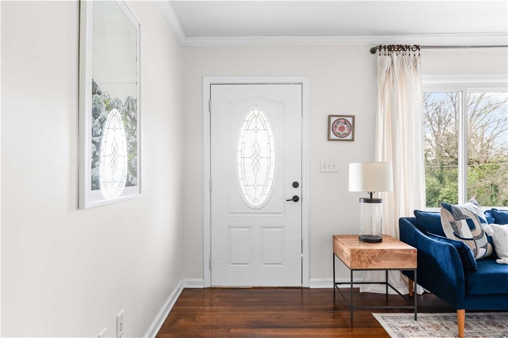 1738 Flintwood Drive SE