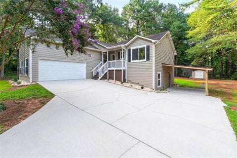 Homes For Sale - 13 Old Mill Court<br/> Stockbridge, GA 30281