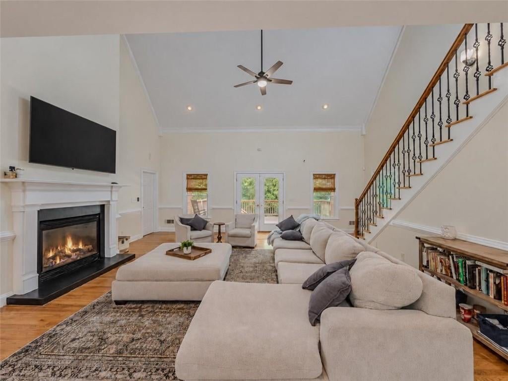 149 Robson Trail