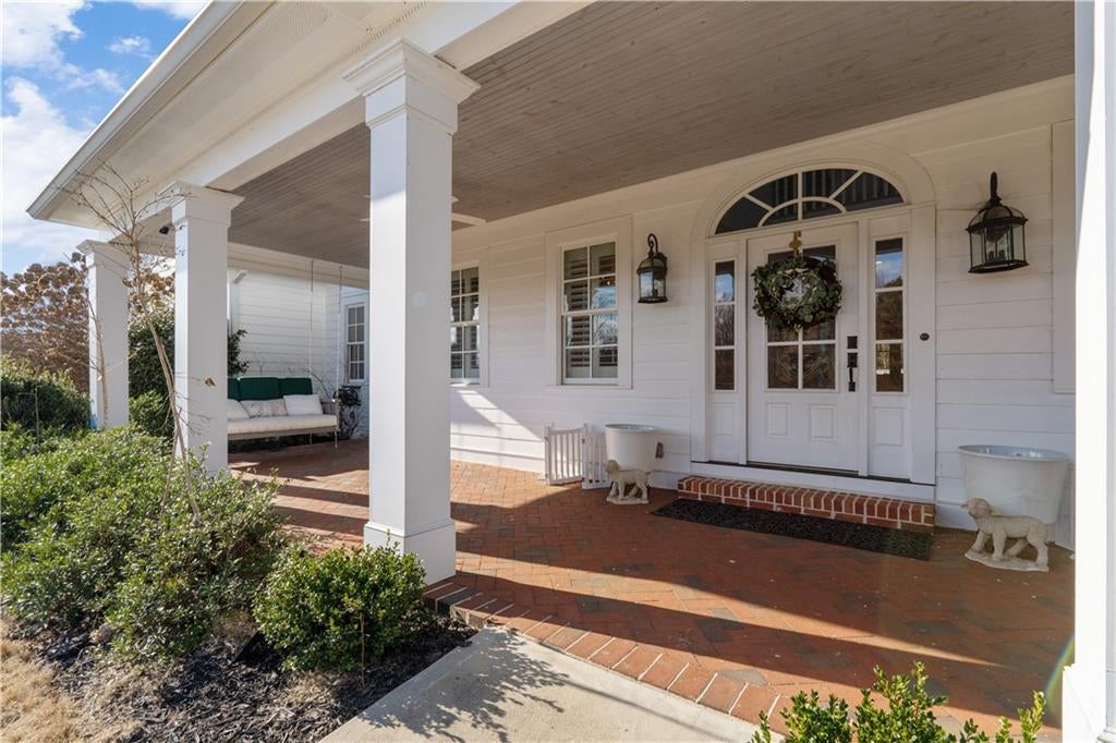 31 Duck Pond Road