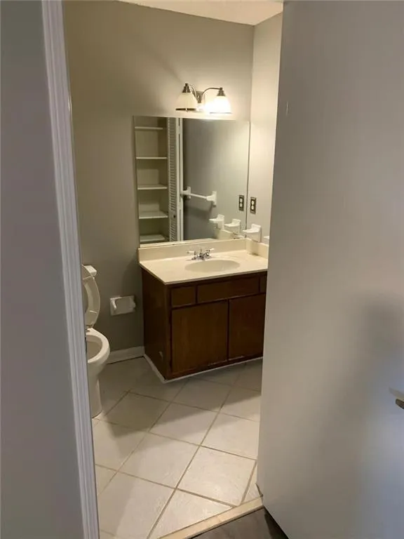 Marietta, Georgia 30064, United States, 2 Bedrooms Bedrooms, ,2 BathroomsBathrooms,Residential,Active,113368