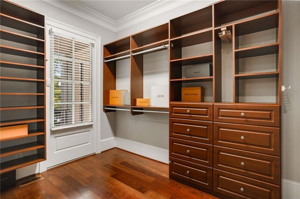 980 Fenimore Circle, Sandy Springs, Georgia image 32