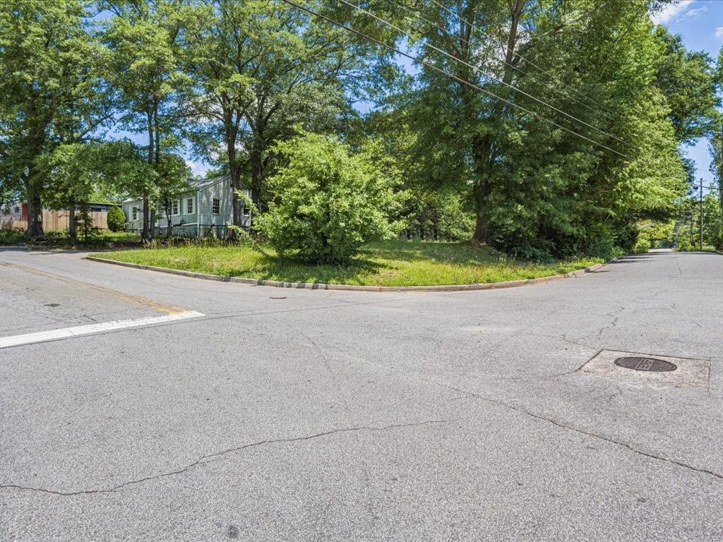 2999 Jonquil Drive, Smyrna, Georgia image 14