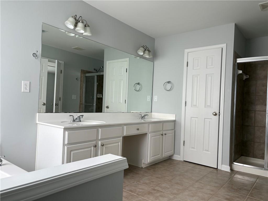 8850 Grappe Trace Trce, Suwanee, Georgia image 9