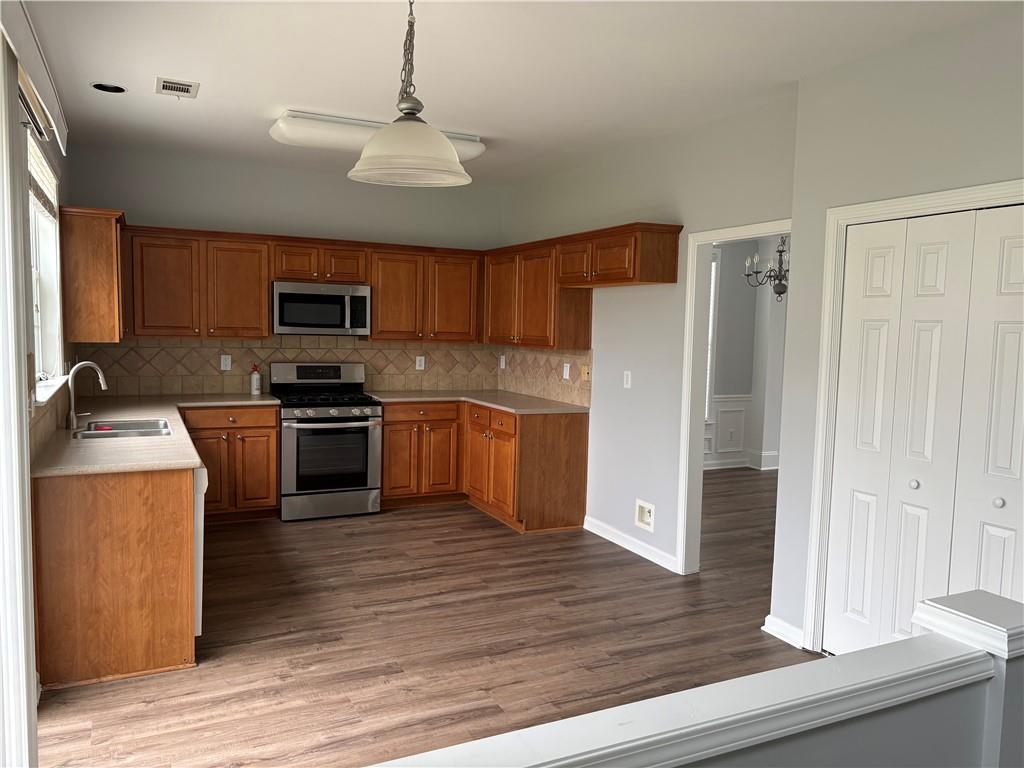 8850 Grappe Trace Trce, Suwanee, Georgia image 6
