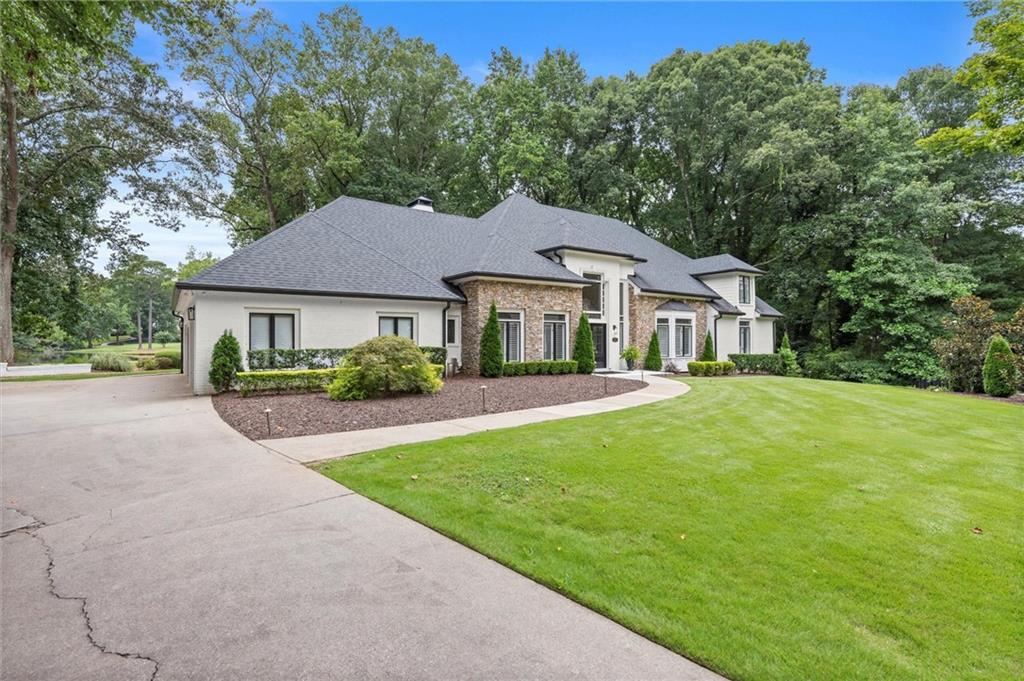 1460 Lakemist Court