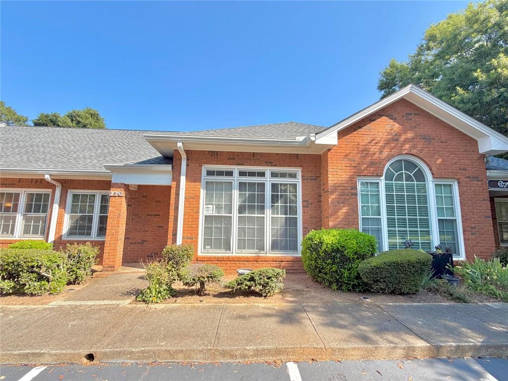 4343 Shallowford Road 770