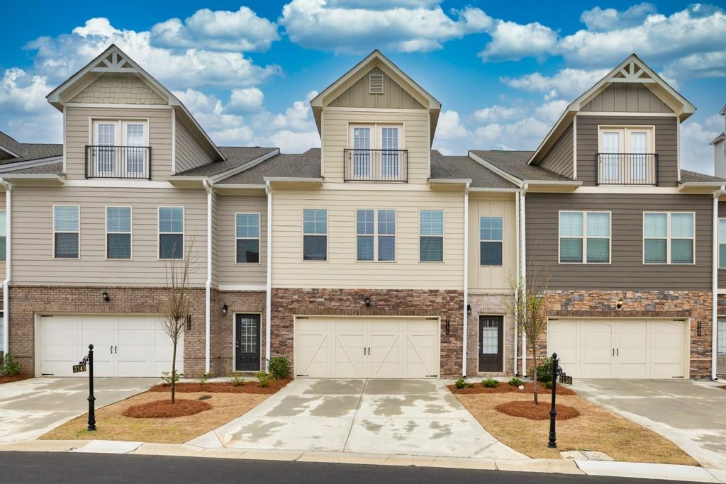 2130 Manor Pointe Drive, Cumming, Georgia image 2