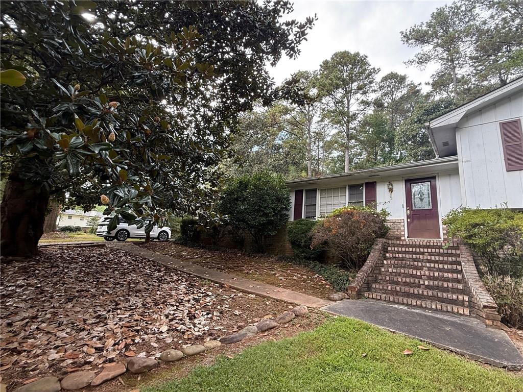 3273 Carriage Way