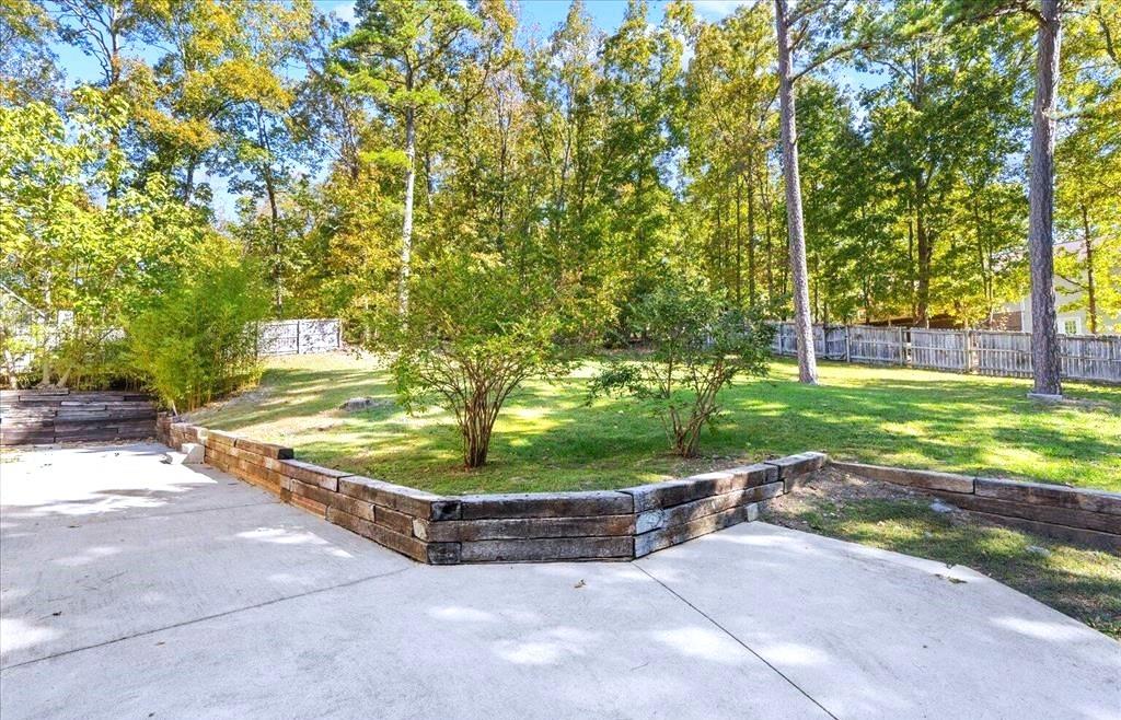 224 Shadowood Drive SE
