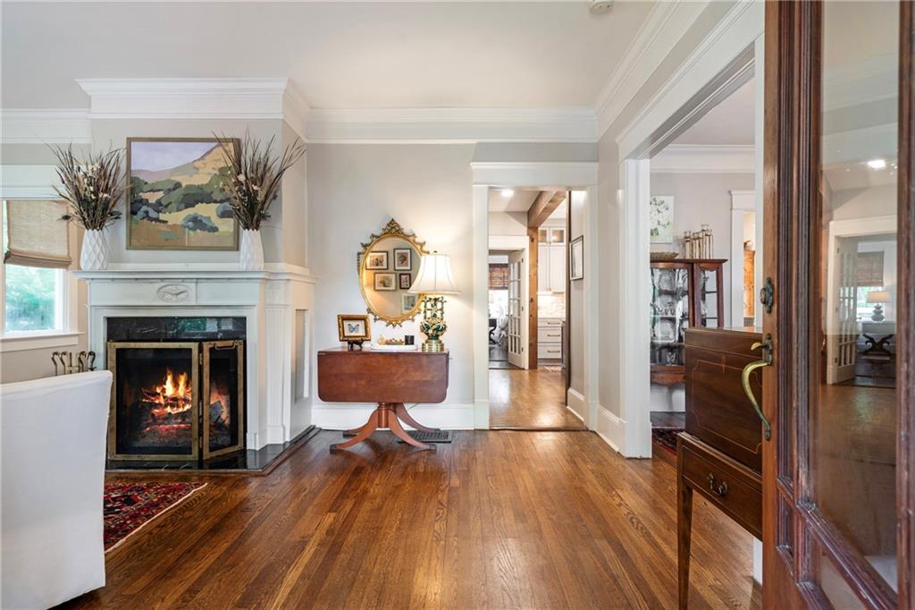 13 Roanoke Avenue NE