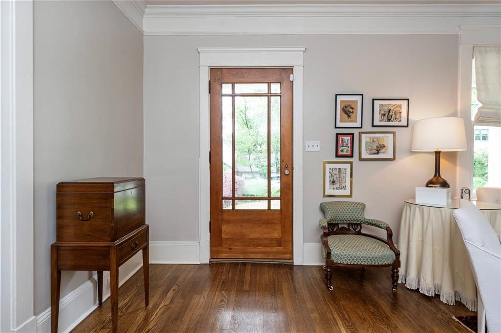 13 Roanoke Avenue NE