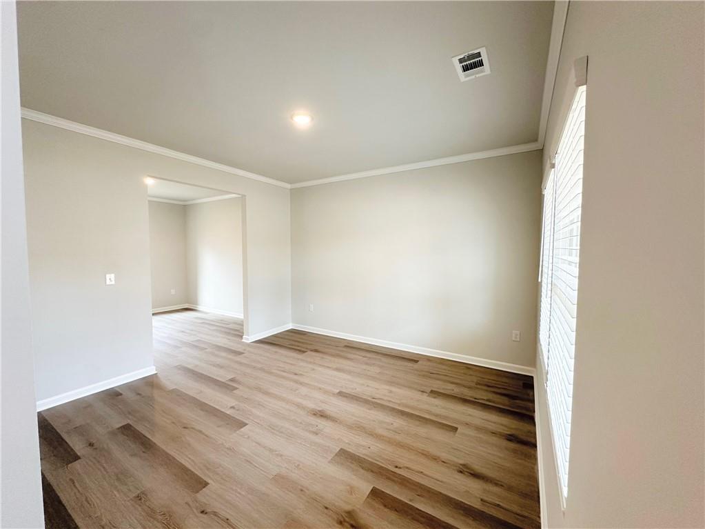5032 Falcon Point