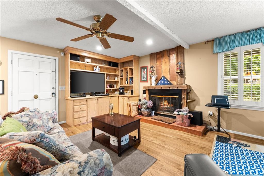 221 Shallowford Drive