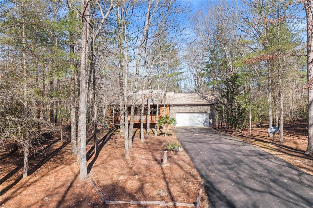 425 Enchanted Woods Dr