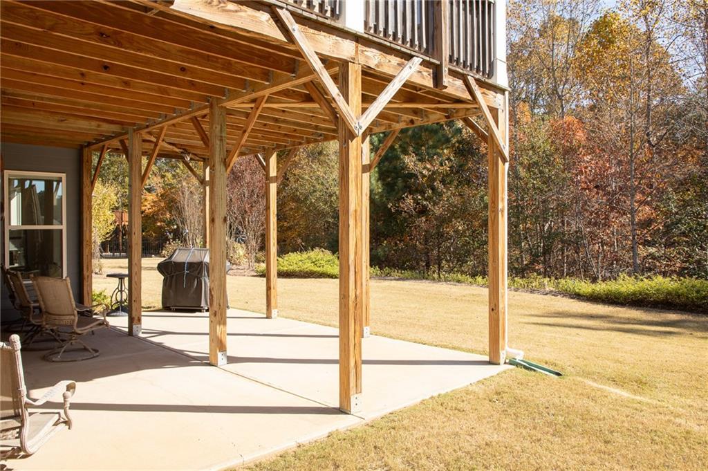 3671 Majestic Oak Drive SW