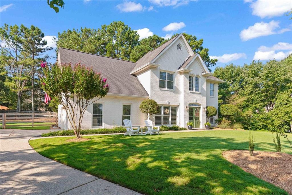 135 Broadwell Oaks Court