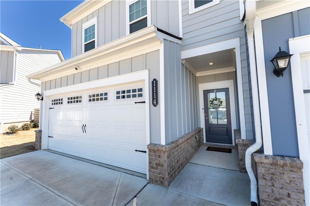 1114 Chastain Drive