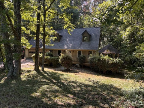 Homes For Sale - 346 Russell Road<br/> Lawrenceville, GA 30043