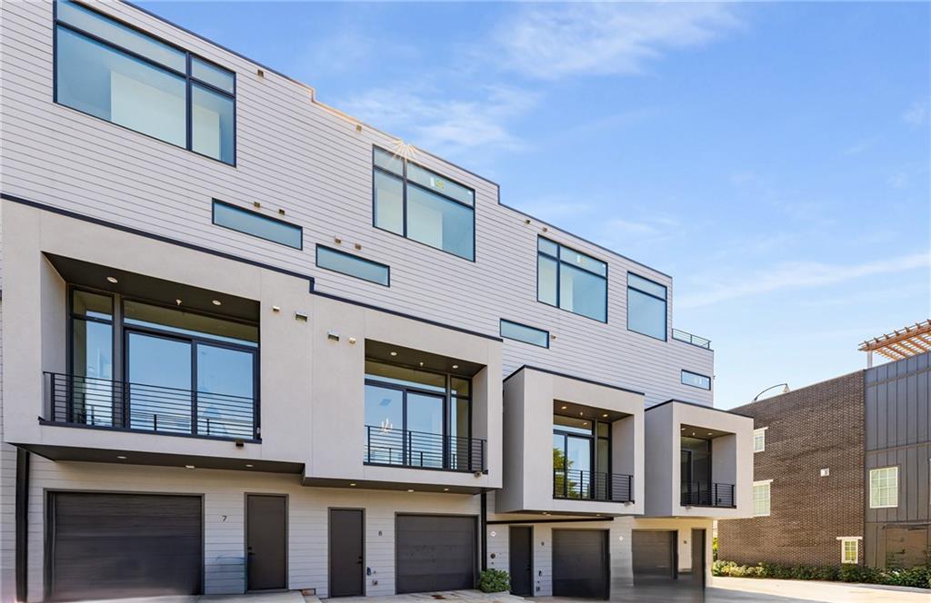 105 Georgia Avenue SE 8