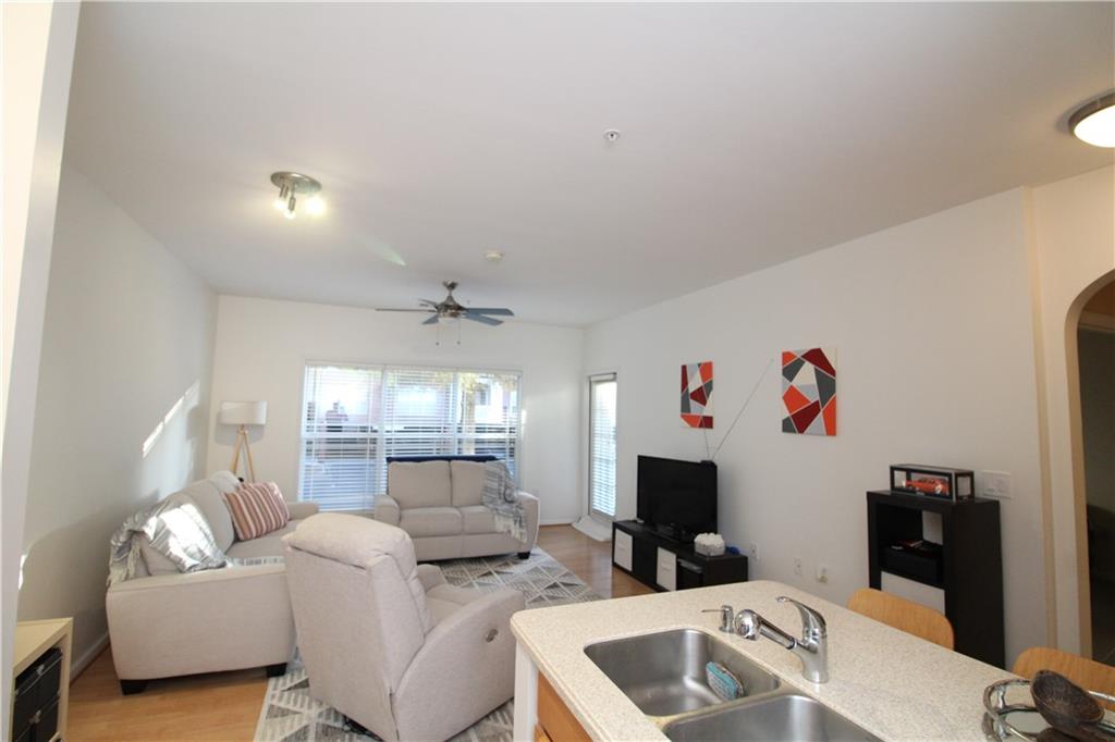 4333 Dunwoody Park 1113