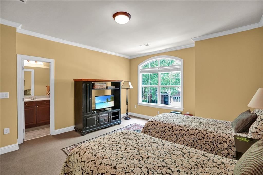 1203 Glenridge Place, Atlanta, Georgia image 24