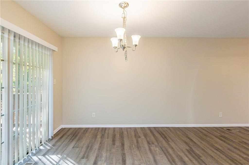 2465 Timberly Drive, Marietta, Georgia image 6