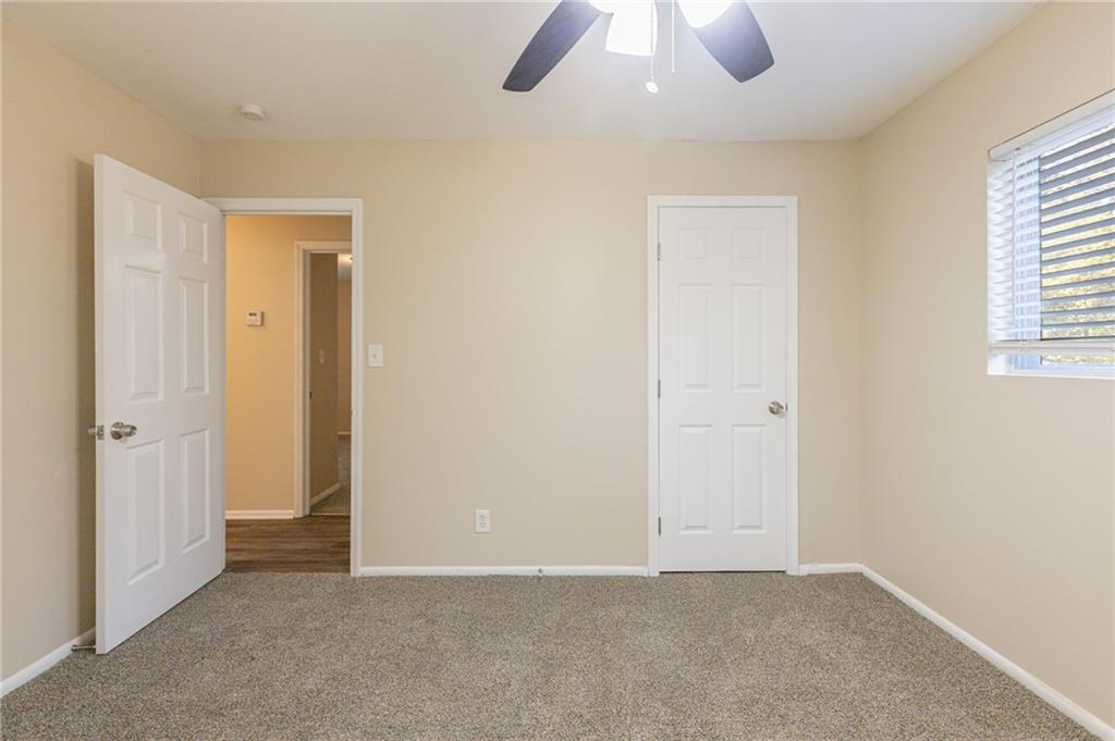 2465 Timberly Drive, Marietta, Georgia image 13