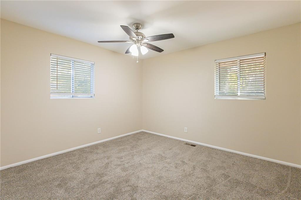 2465 Timberly Drive, Marietta, Georgia image 11