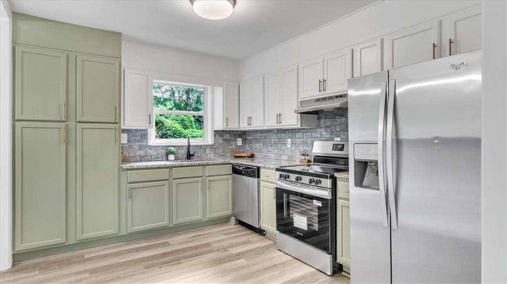 1905 Rollingwood Drive SE