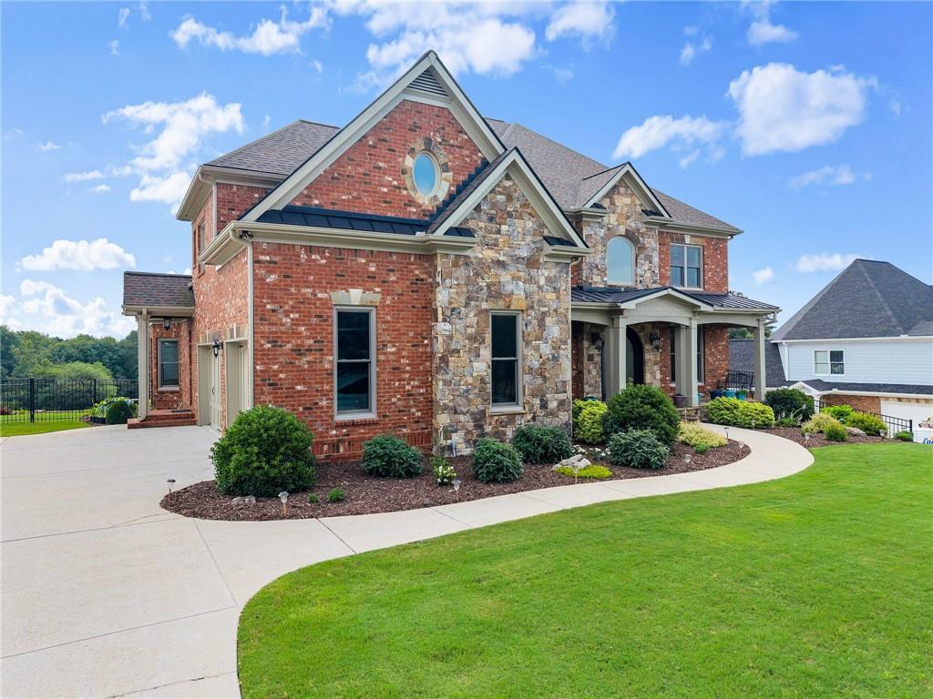 4645 Manor Drive