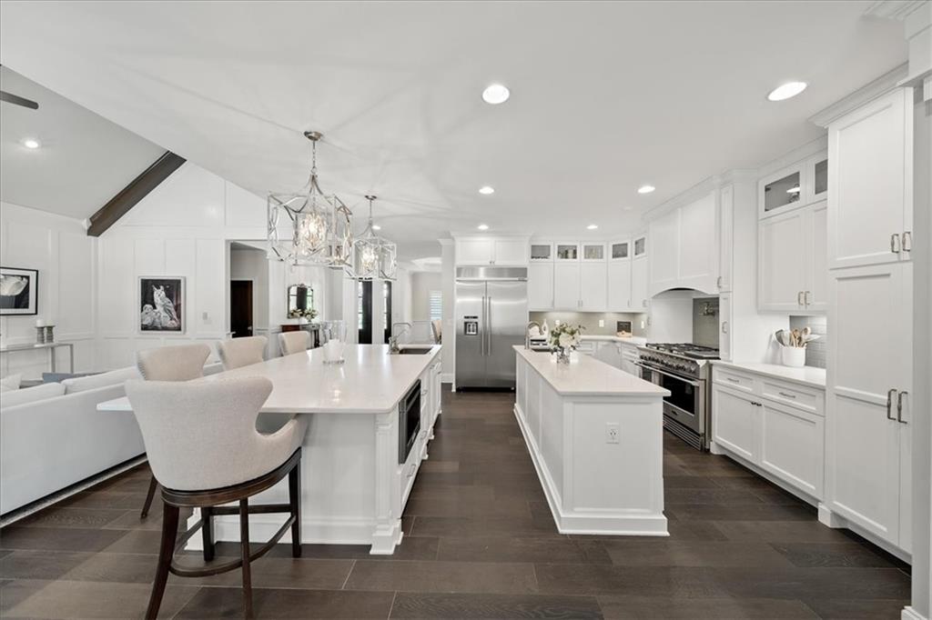 88+ ACRE GATED MULTI HOME ESTATE - Residential