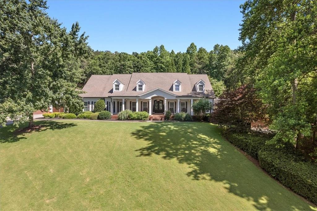 88+ ACRE GATED MULTI HOME ESTATE - Residential