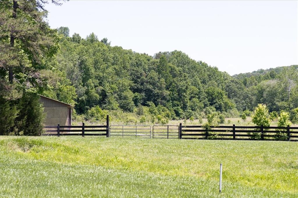 88+ ACRE GATED MULTI HOME ESTATE - Residential