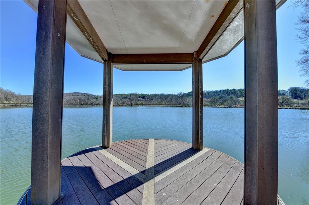 88+ ACRE GATED MULTI HOME ESTATE - Residential