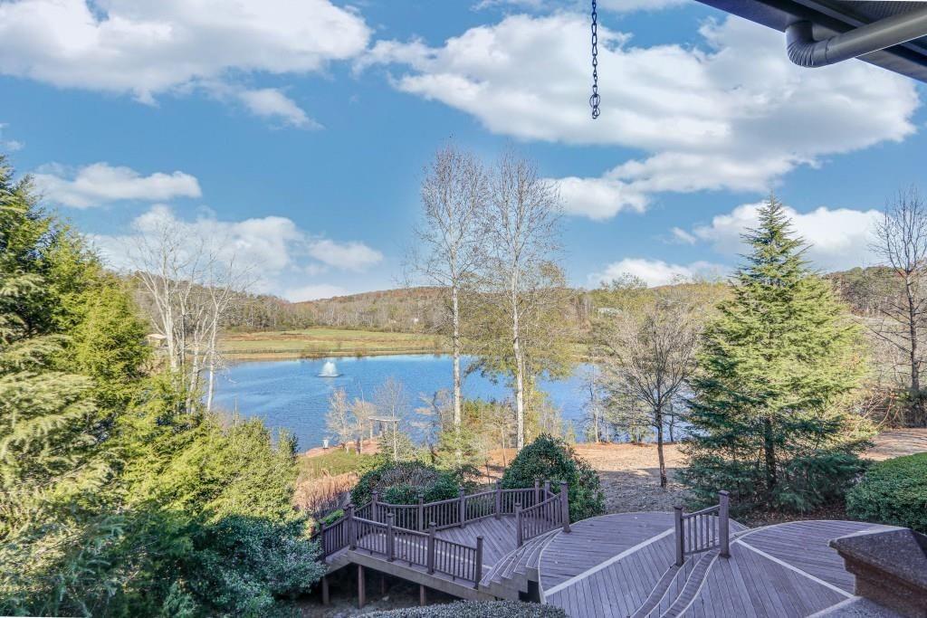 88+ ACRE GATED MULTI HOME ESTATE - Residential