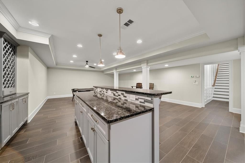 88+ ACRE GATED MULTI HOME ESTATE - Residential