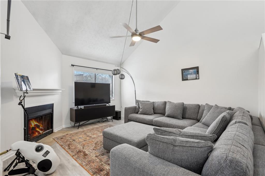 1403 Parkaire Crossing