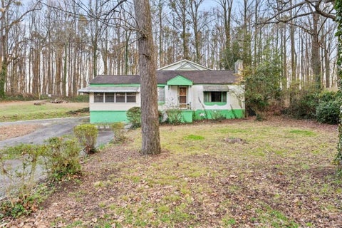 Homes For Sale - 2706 Burton Road<br/> Atlanta, GA 30311