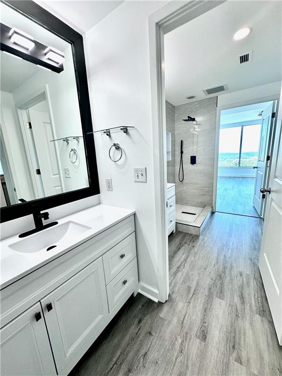 3338 Peachtree Road NE 2701