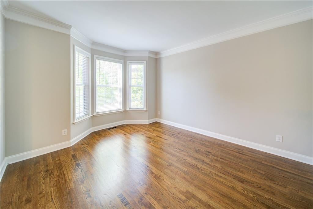 5660 Cascade Trail
