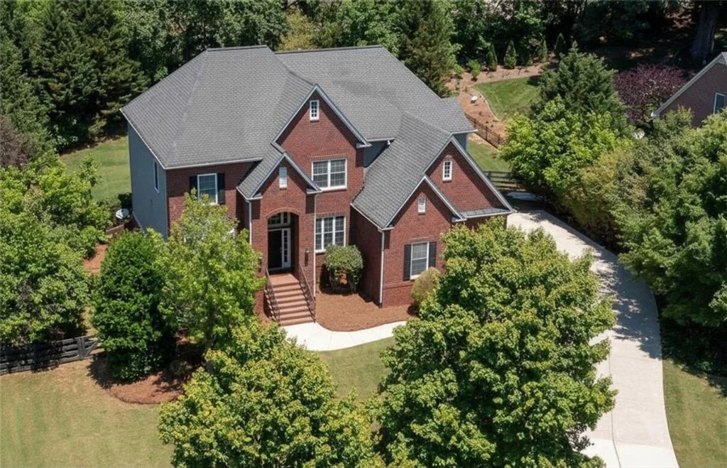 5660 Cascade Trail