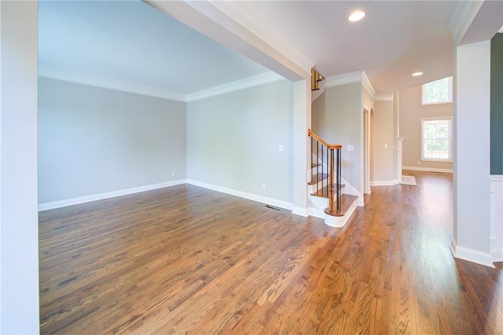 5660 Cascade Trail