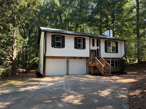 Homes For Sale - 3570 Brenda Court<br/> Douglasville, GA 30135